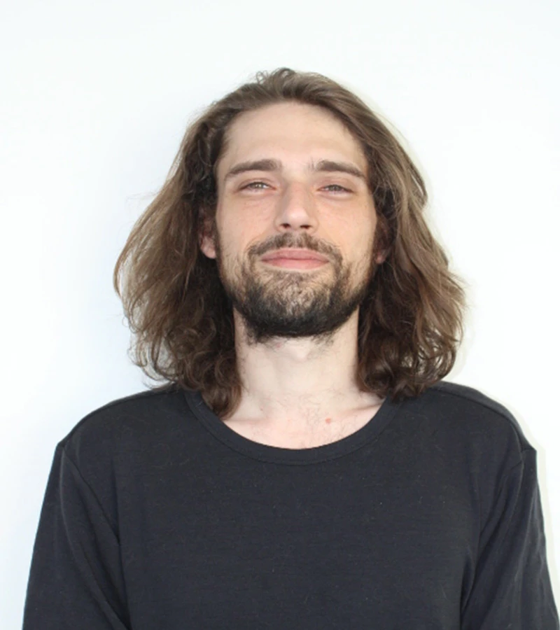 Portrait de Jason Bénédite